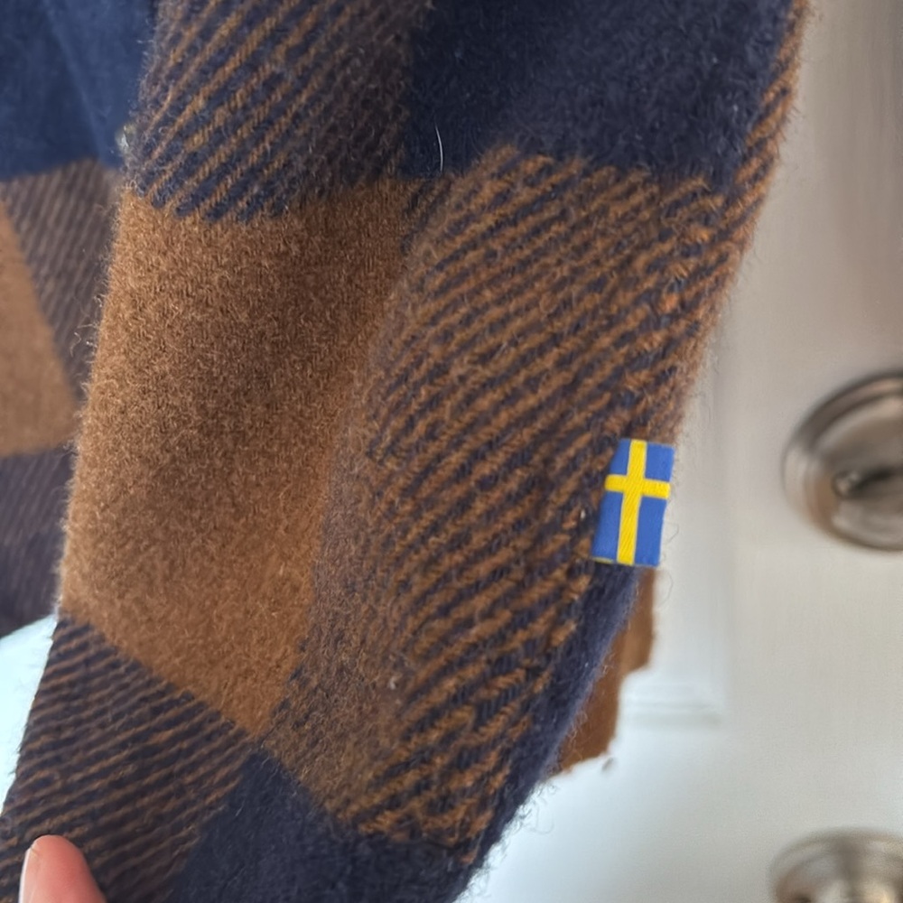Fjallraven Canada Shirt - Picture 5 of 9